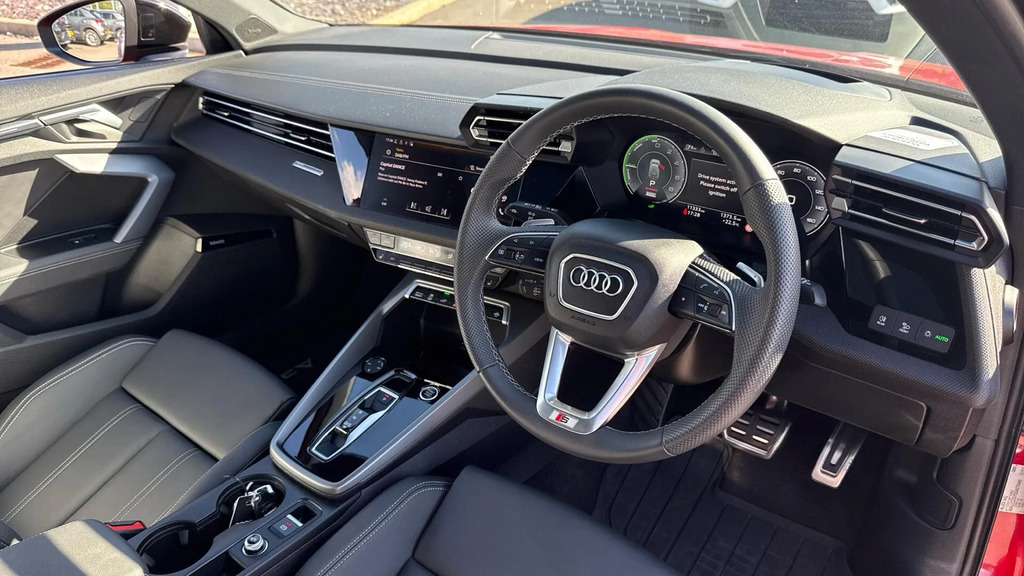 Audi A3 1.5 Tfsie 40 Black Edition Sportback S Tronic Euro #4