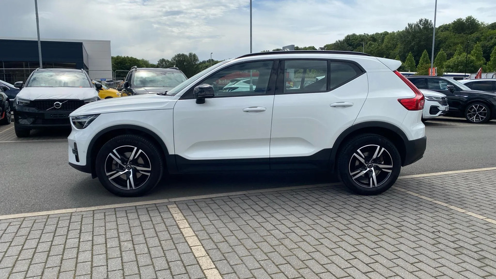 Volvo XC40 2.0 B4p Plus Dark #5