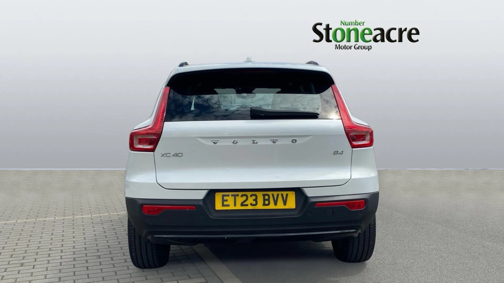 Volvo XC40 2.0 B4p Plus Dark #6
