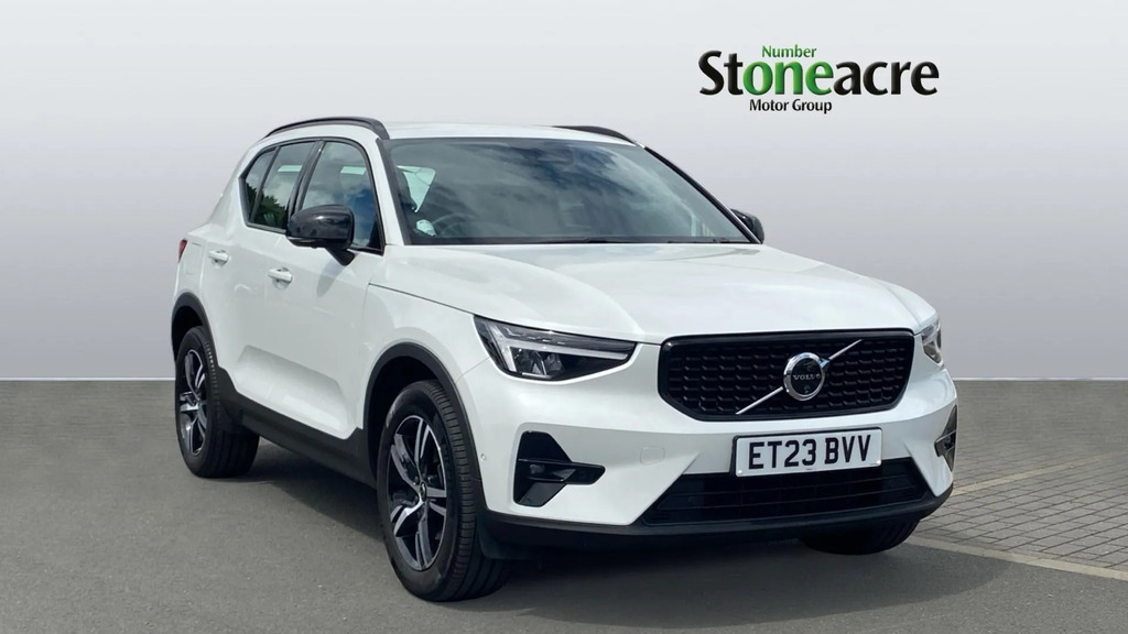 Volvo XC40 2.0 B4p Plus Dark
