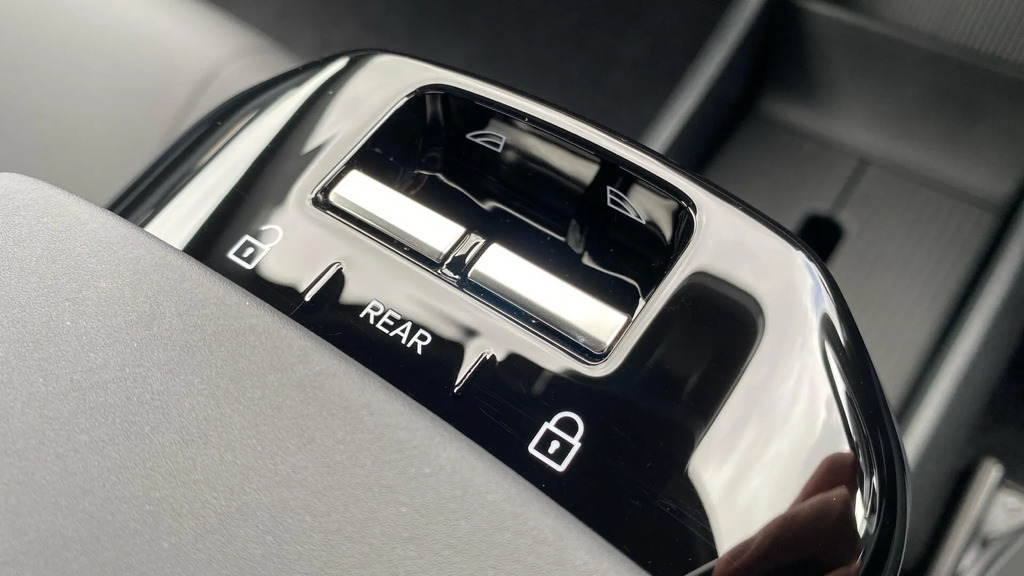 Volvo EX30 200Kw Sm Extended Range Plus 69Kwh #19