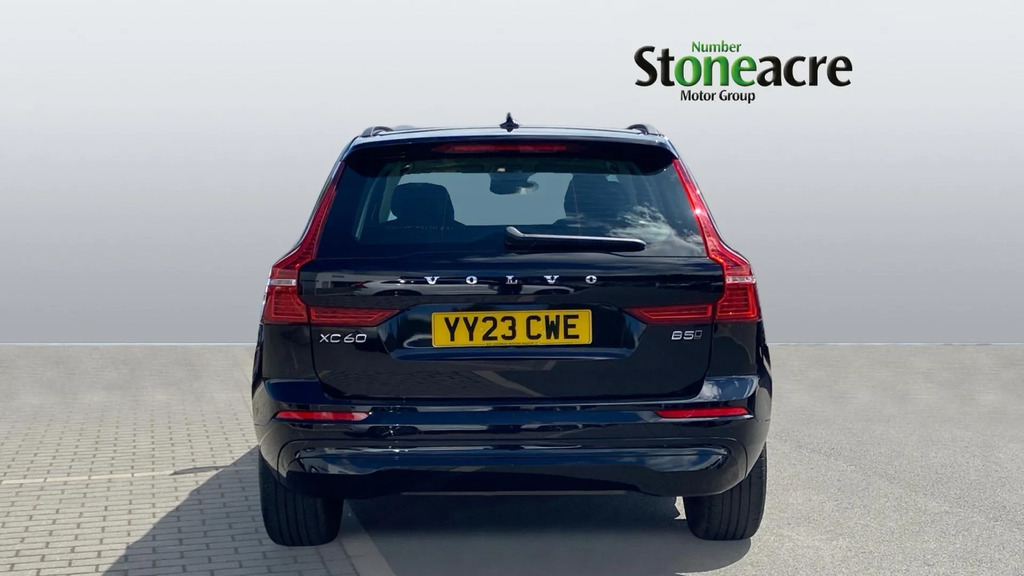 Volvo XC60 Core B5 Awd Mild Hybrid  #6
