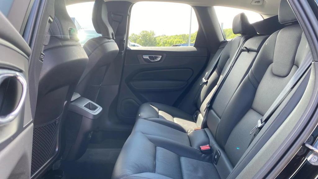 Volvo XC60 T6 Plus Grey #14