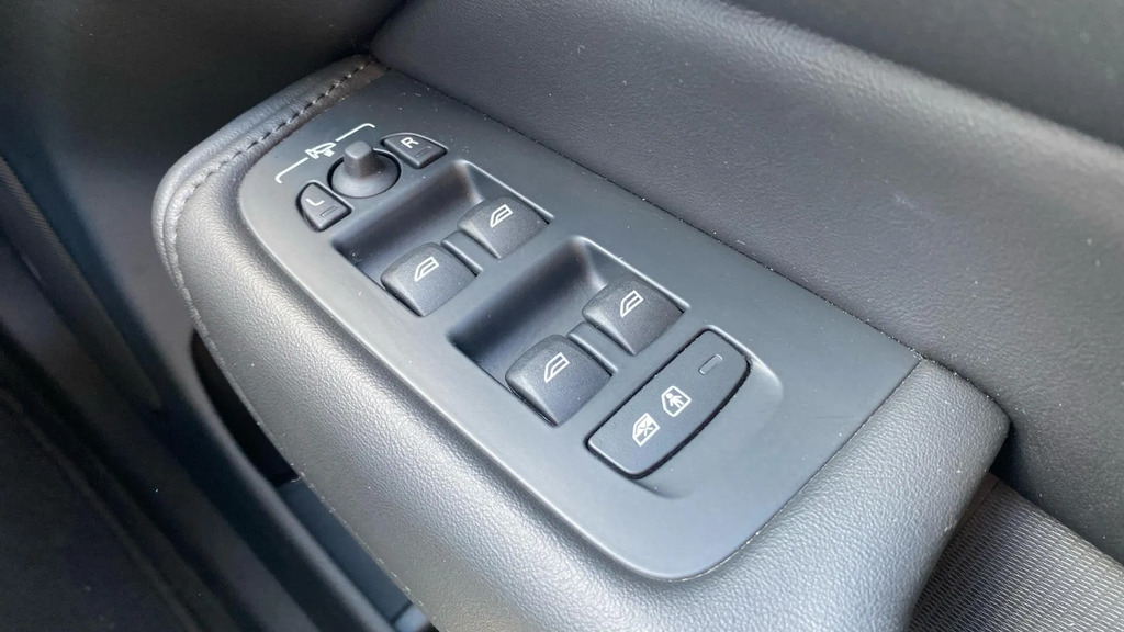 Volvo XC60 T6 Plus Grey #19