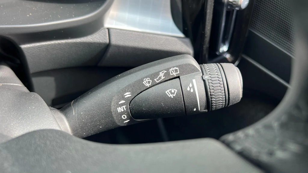 Volvo XC40 B4 P Black Edition Plus Black #22