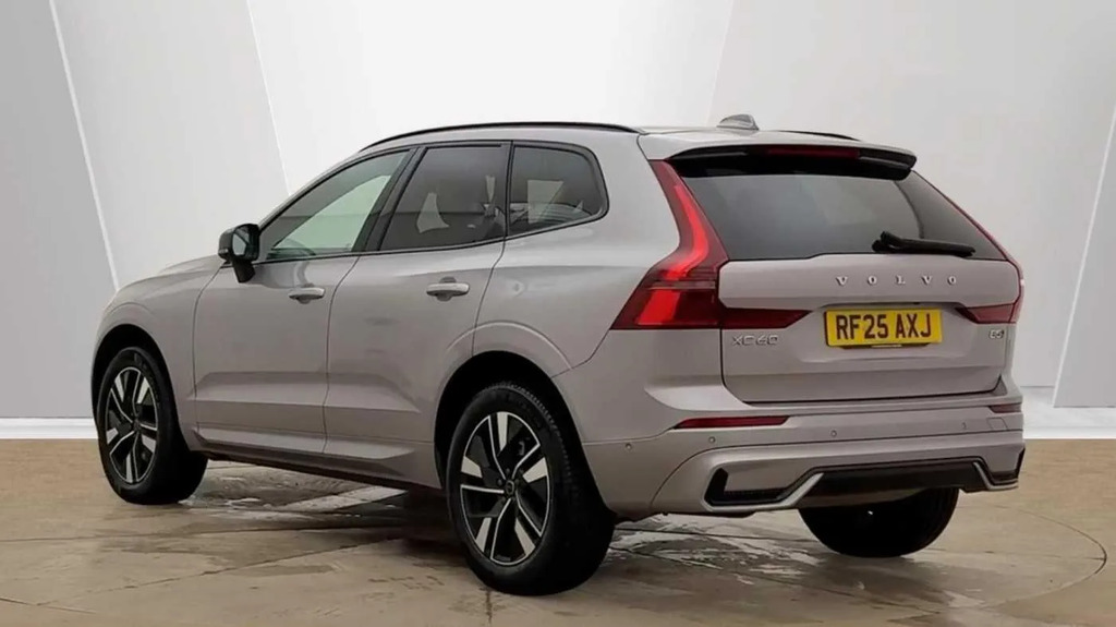 Volvo XC60 2.0 B5 Mhev Plus Pro Awd Euro 6 Ss  #3
