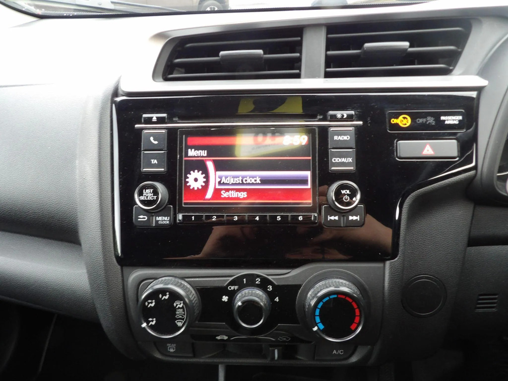 Honda Jazz Se I-vtec Red #34