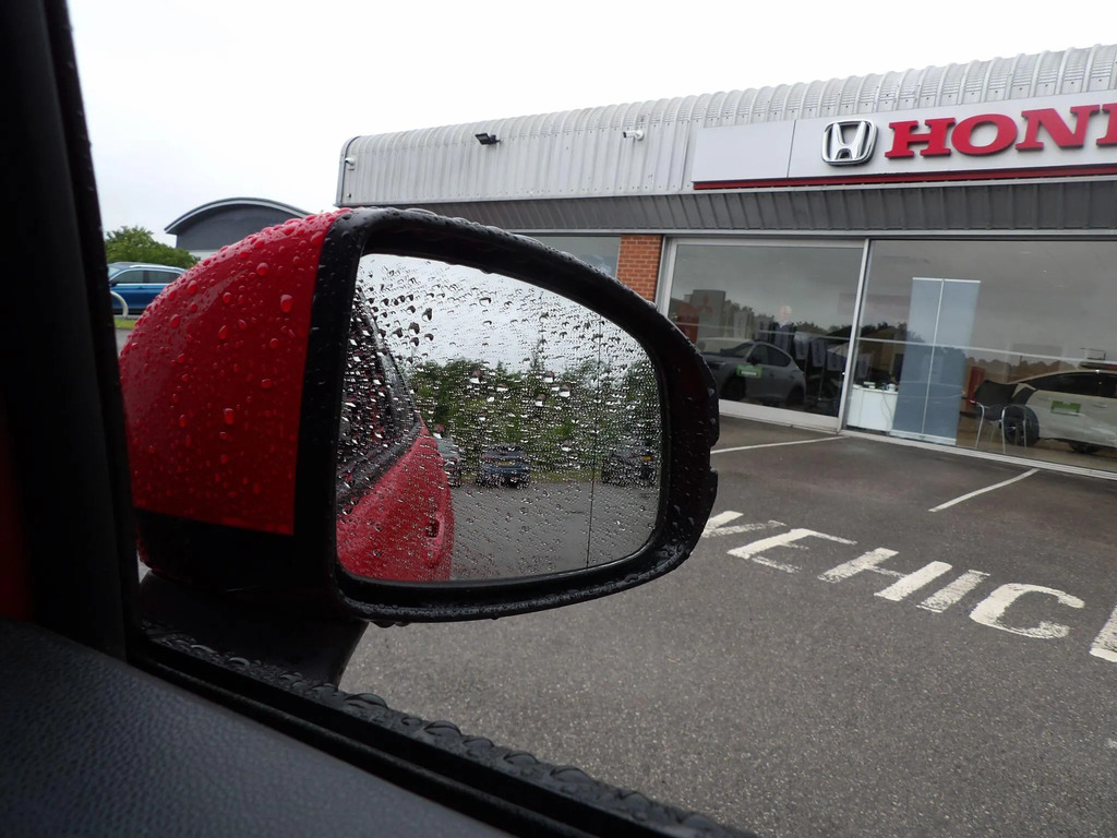 Honda Jazz Se I-vtec Red #28