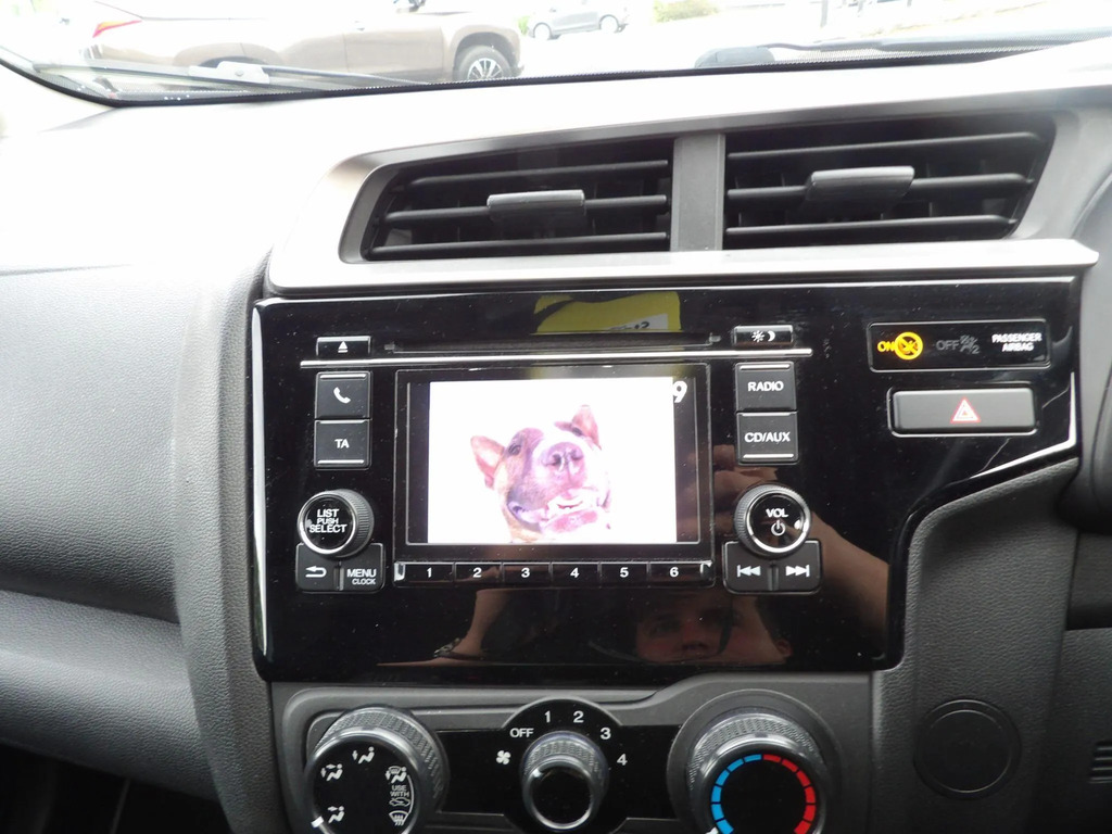 Honda Jazz Se I-vtec Red #33