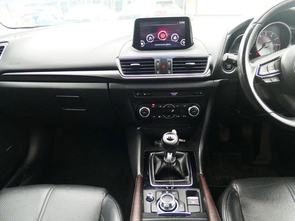 Mazda 3 2.0 Se-l Nav 118 Bhp 6Sp Eco Hatch Grey #11