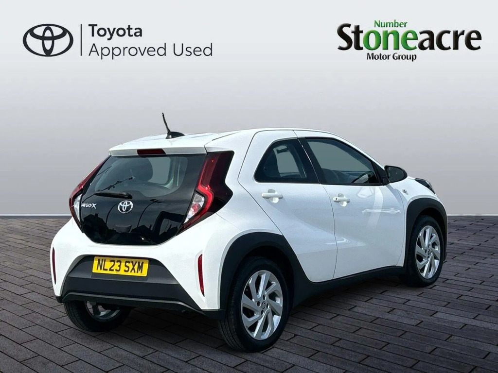 Toyota Aygo X 1.0 Vvt-i Pure #3