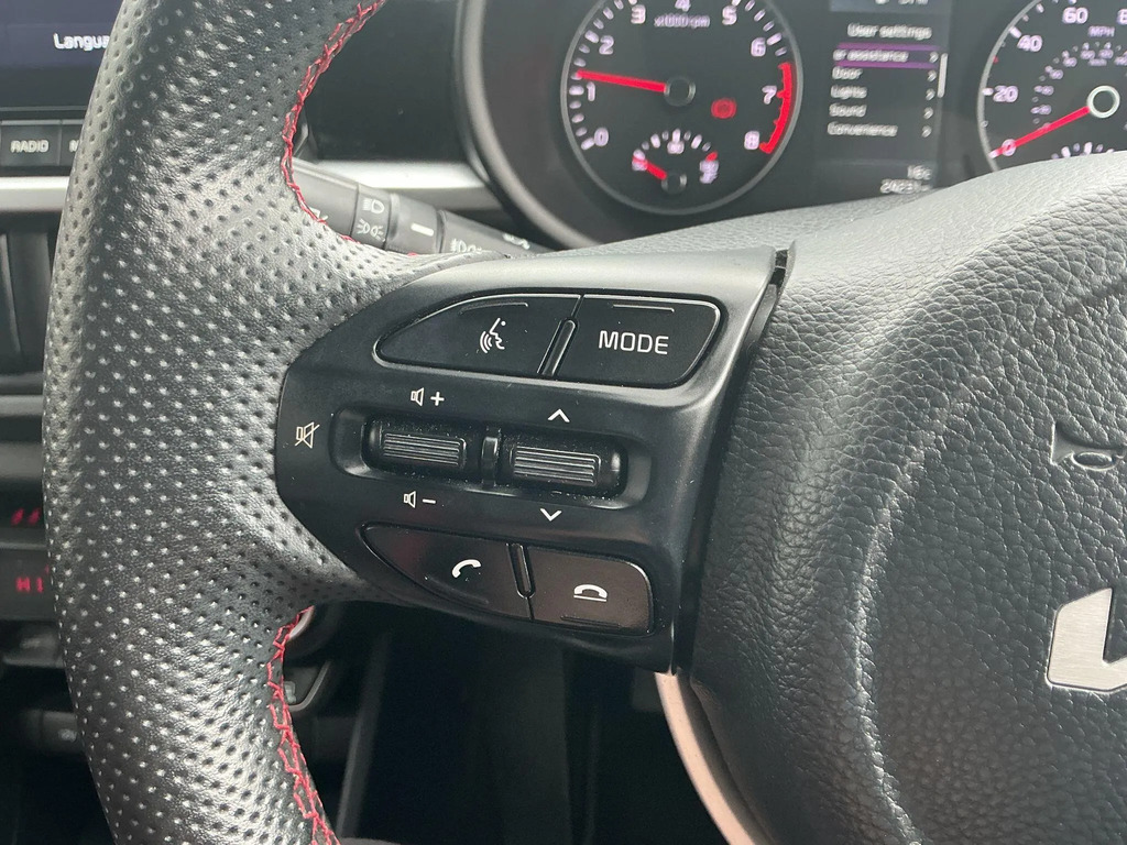 Kia Picanto 1.0 3 4 Seats White #21