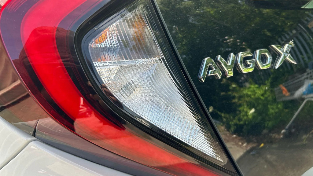 Toyota Aygo X Hatchback White #36