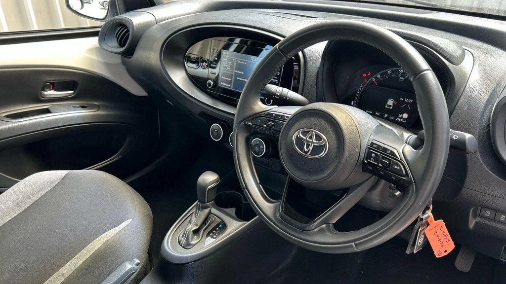 Toyota Aygo X Hatchback White #10