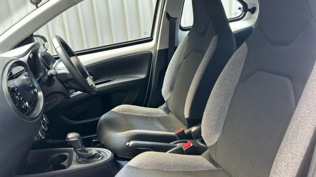 Toyota Aygo X Hatchback White #14