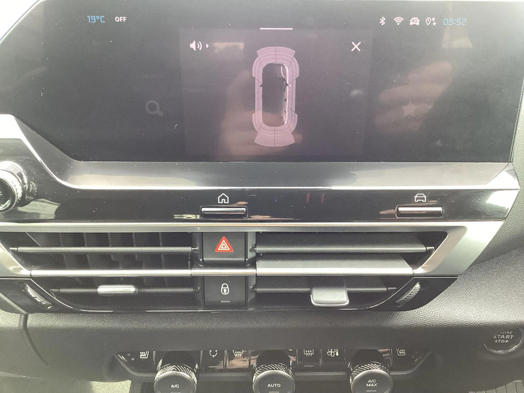 Citroen e-C4 100Kw Shine Plus 50Kwh Black #34