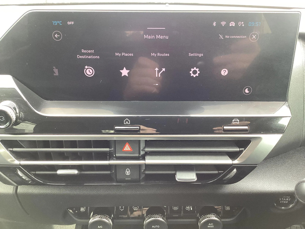 Citroen e-C4 100Kw Shine Plus 50Kwh Black #30