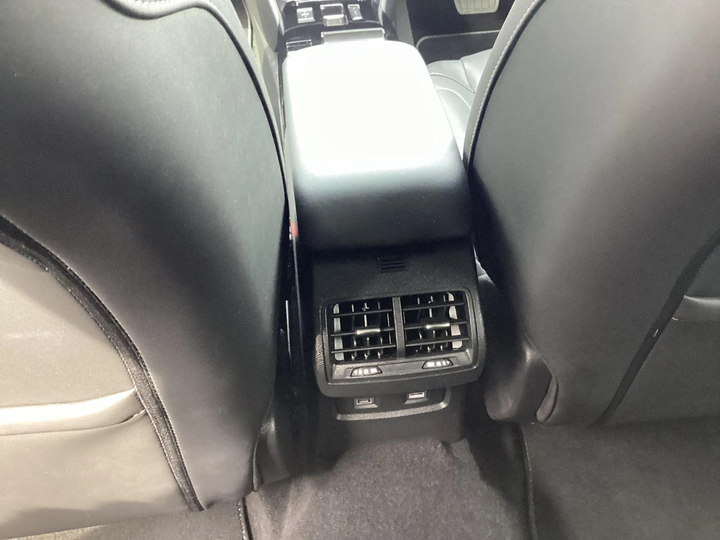 Citroen e-C4 100Kw Shine Plus 50Kwh Black #12