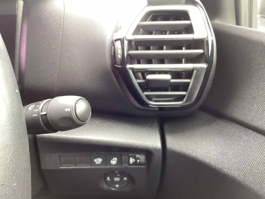 Citroen e-C4 100Kw Shine Plus 50Kwh Black #25