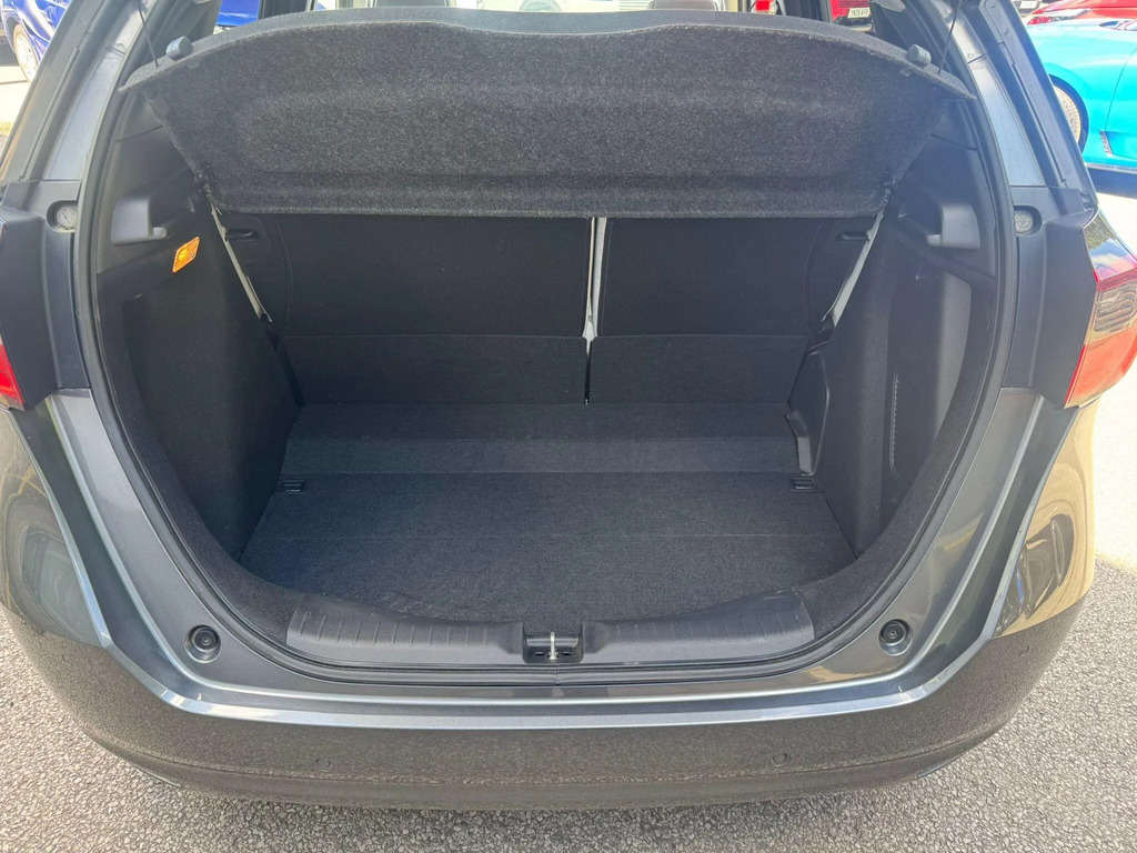 Honda Jazz Ex White #25