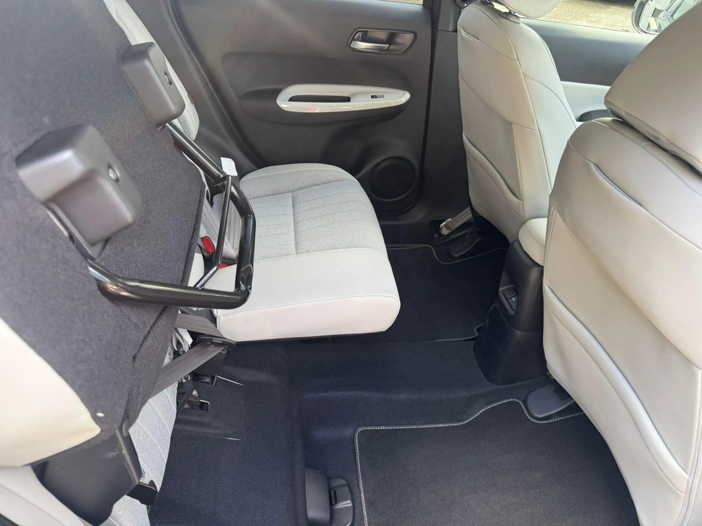 Honda Jazz Ex White #14