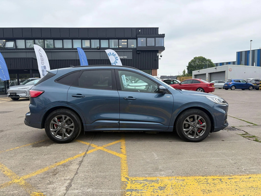 Ford Kuga 2.5 Ecoboost Duratec 14.4Kwh St-line First Edition  #2