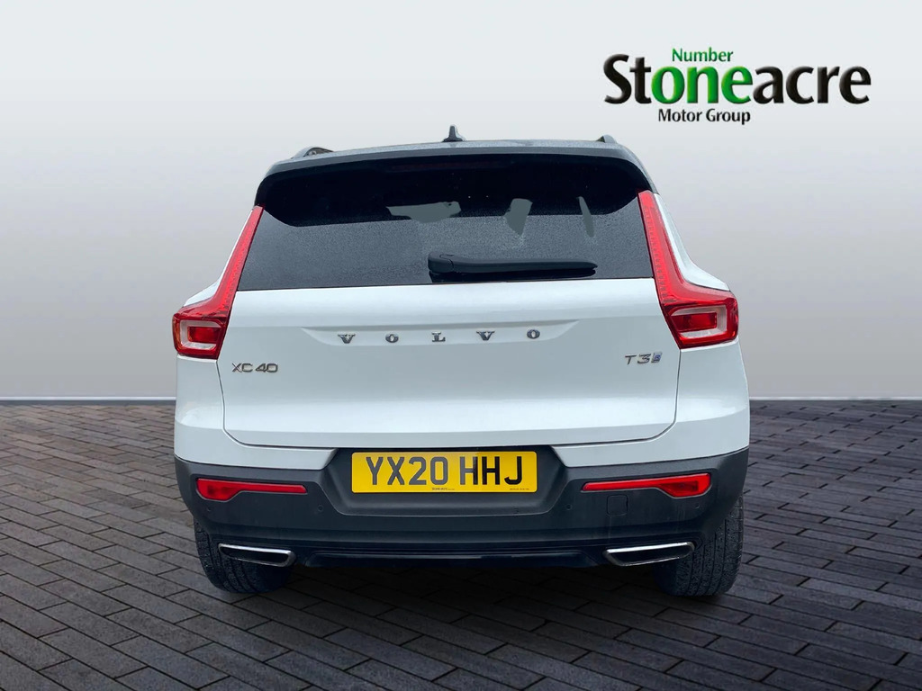 Volvo XC40 R-design T3 163 Hp  #6