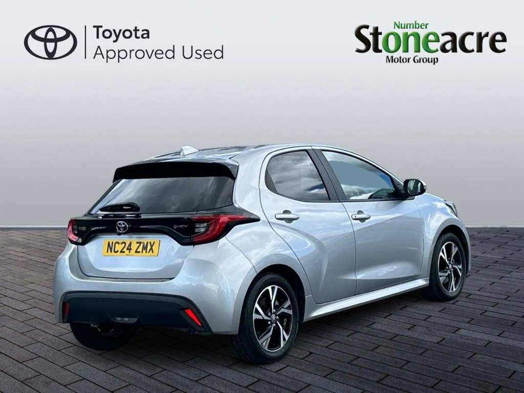 Toyota Yaris 1.5 Hybrid Design NC24ZMX #3