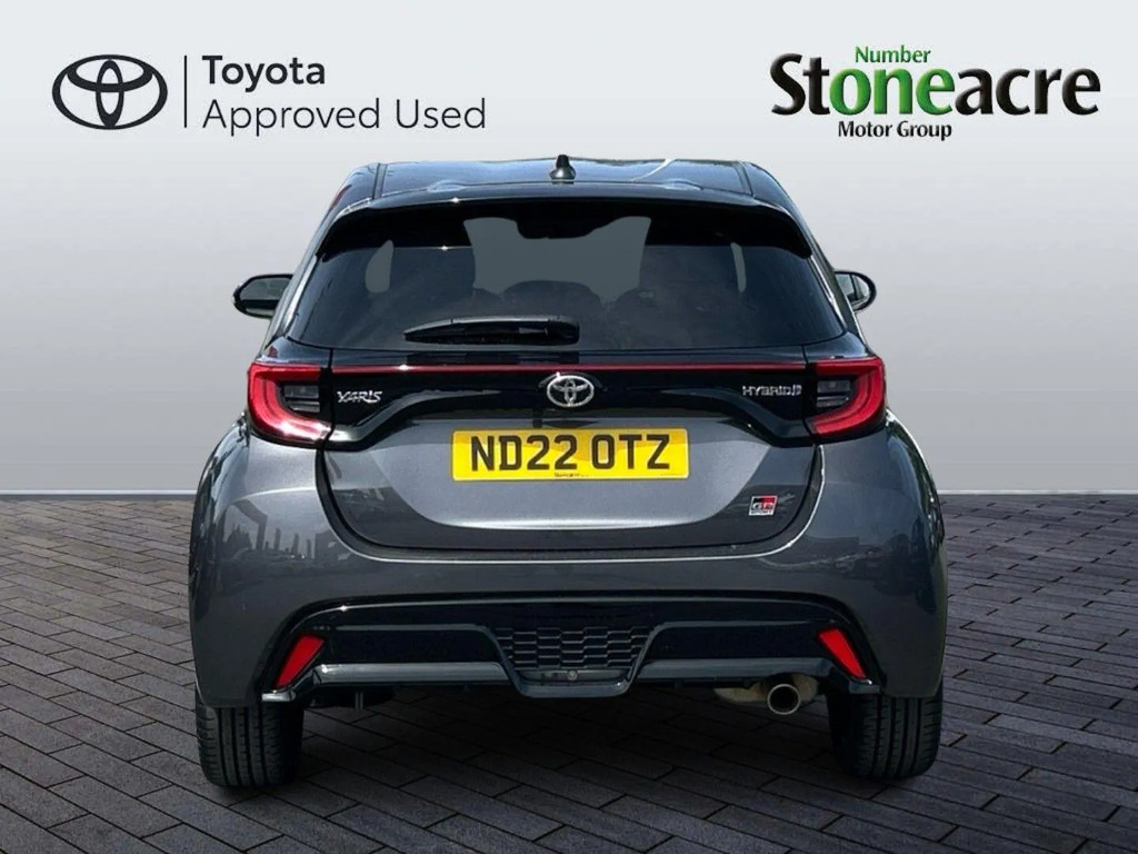 Toyota Yaris 1.5 Hybrid Gr Sport Cvt  #4