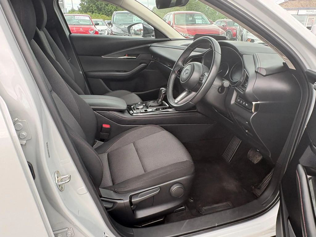 Mazda CX-30 2.0 E-skyactiv X Mhev Takumi White #10