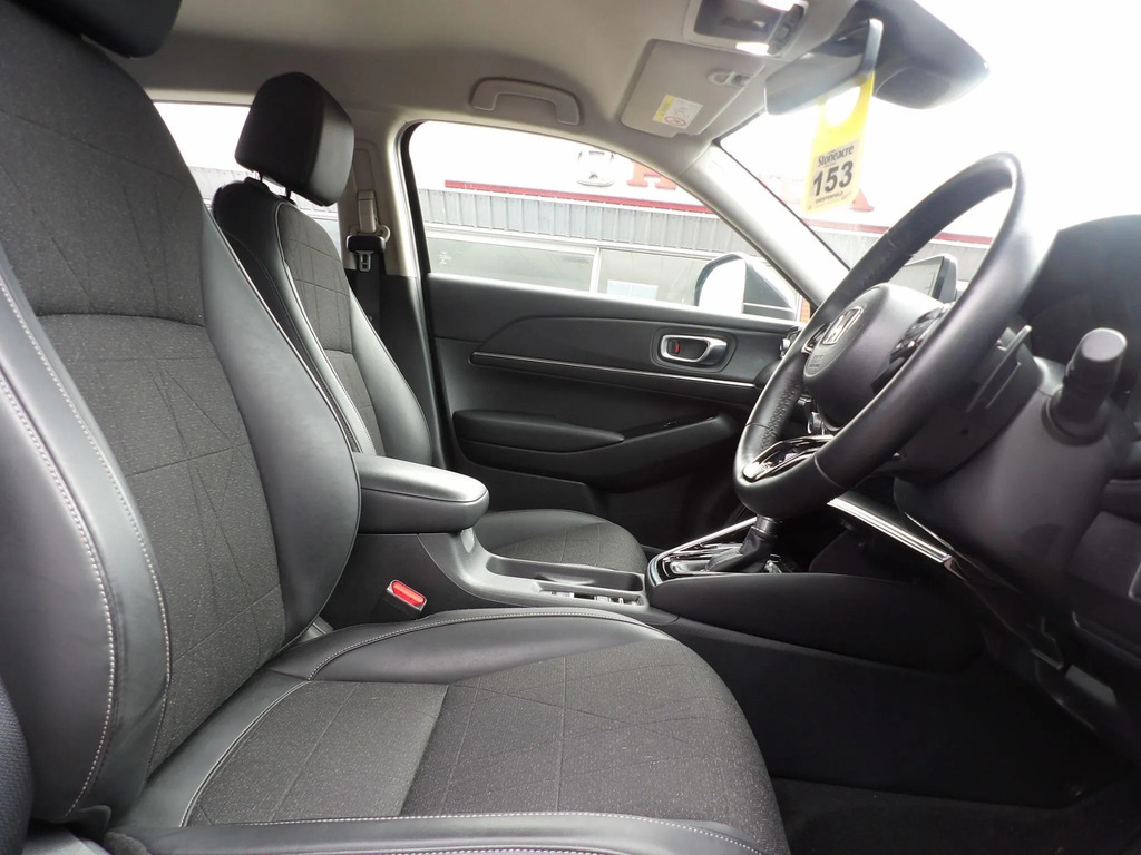 Honda Hr-V Advance Red #11