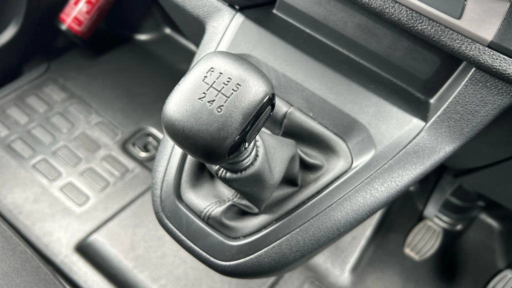 Toyota PROACE Design Black #30