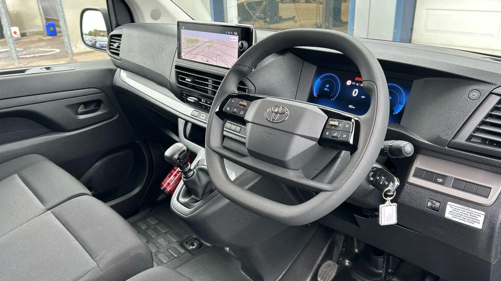 Toyota PROACE Design Black #10