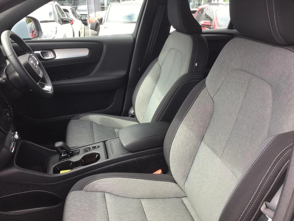 Volvo XC40 2.0 B3p Plus Dark Silver #12