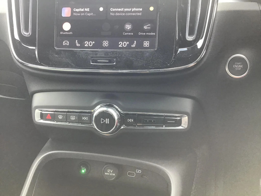Volvo XC40 2.0 B3p Plus Dark Silver #17