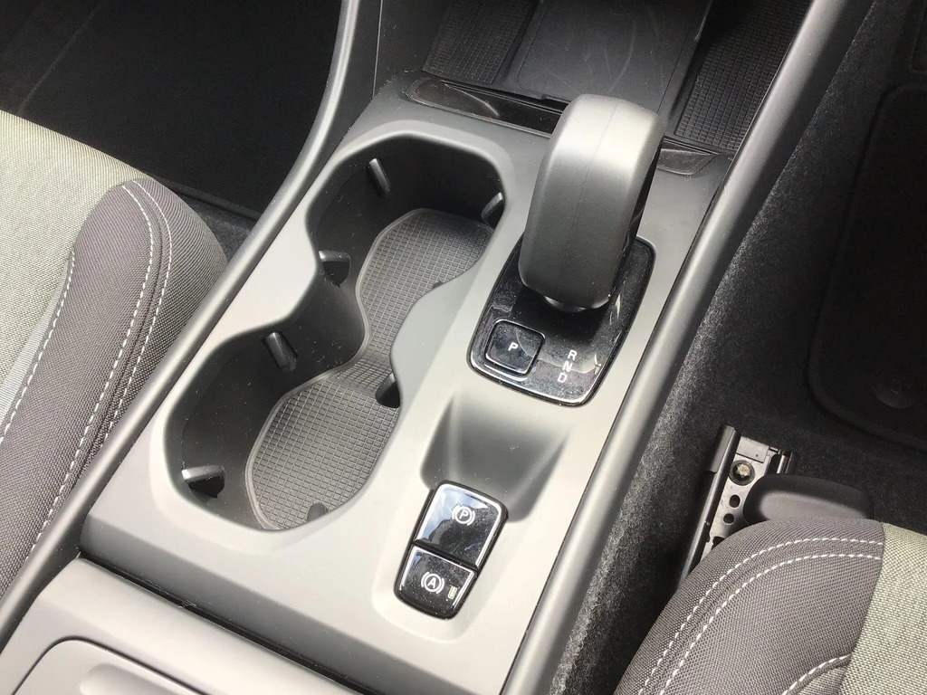 Volvo XC40 2.0 B3p Plus Dark Silver #18