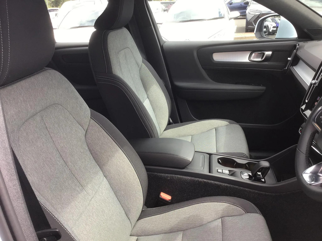 Volvo XC40 2.0 B3p Plus Dark Silver #15