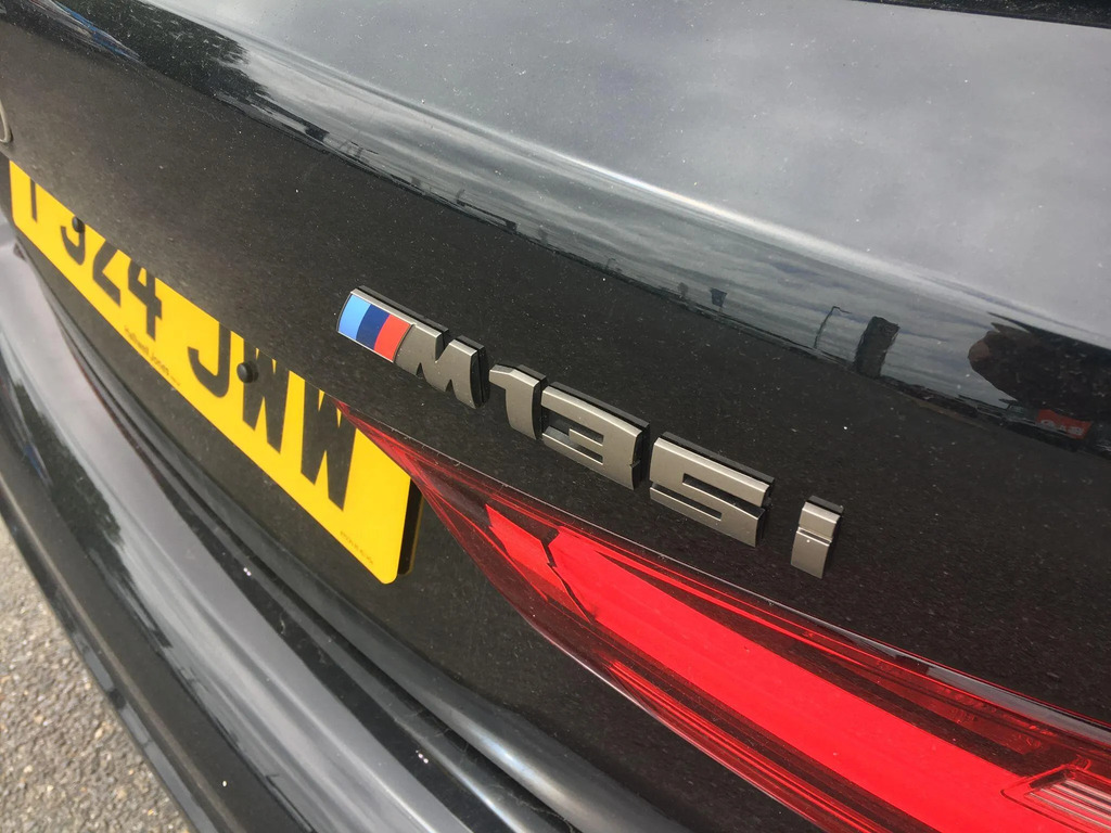 BMW M1 2.0 Xdrive Grey #36