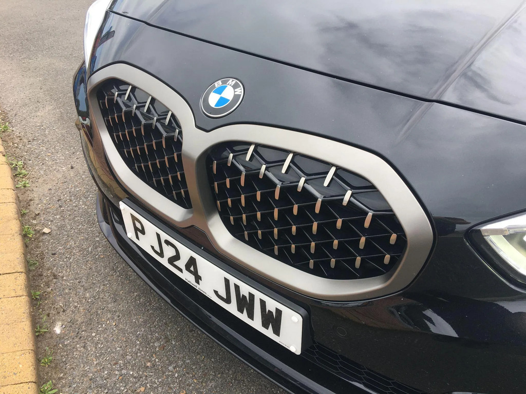 BMW M1 2.0 Xdrive Grey #33
