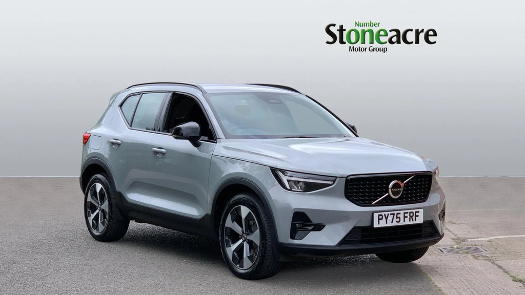 Volvo XC40 2.0 B4p Plus Dark 