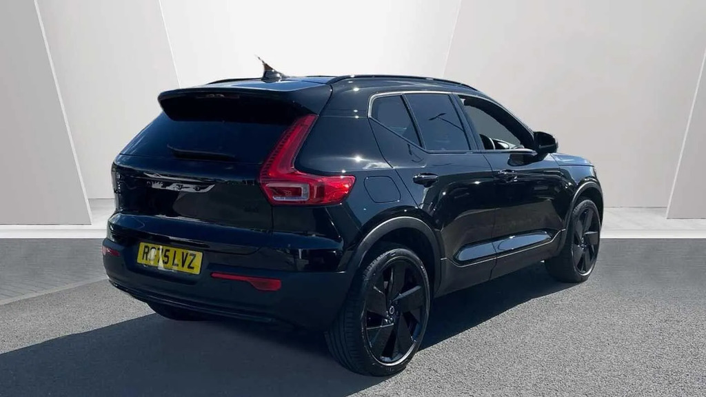 Volvo XC40 2.0 B4 Mhev Plus Black Edition Dct Euro 6 S  #2