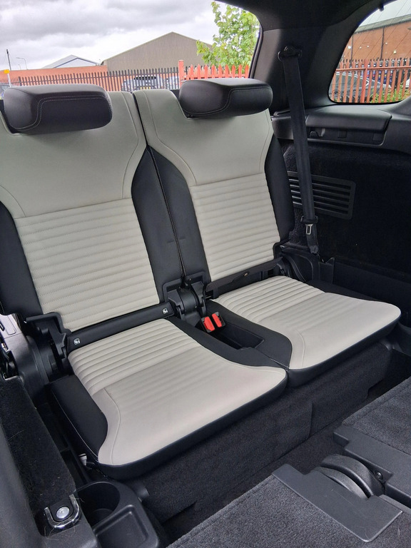 Land Rover Discovery 3.0 D250 R-dynamic S Grey #11