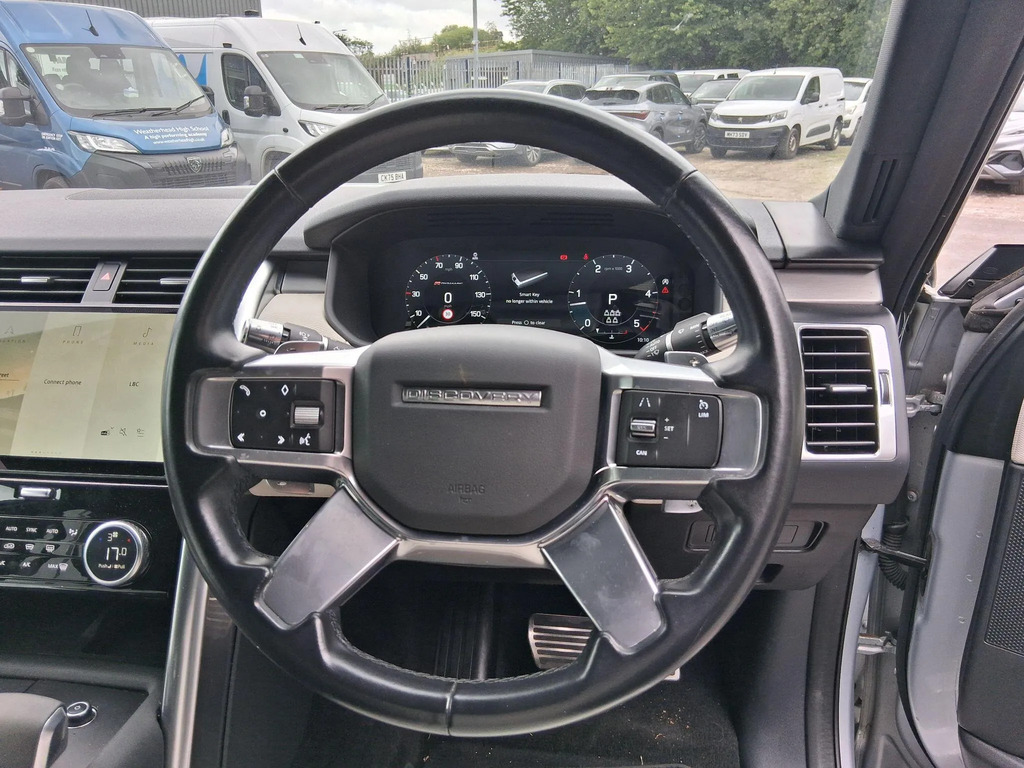 Land Rover Discovery 3.0 D250 R-dynamic S Grey #27