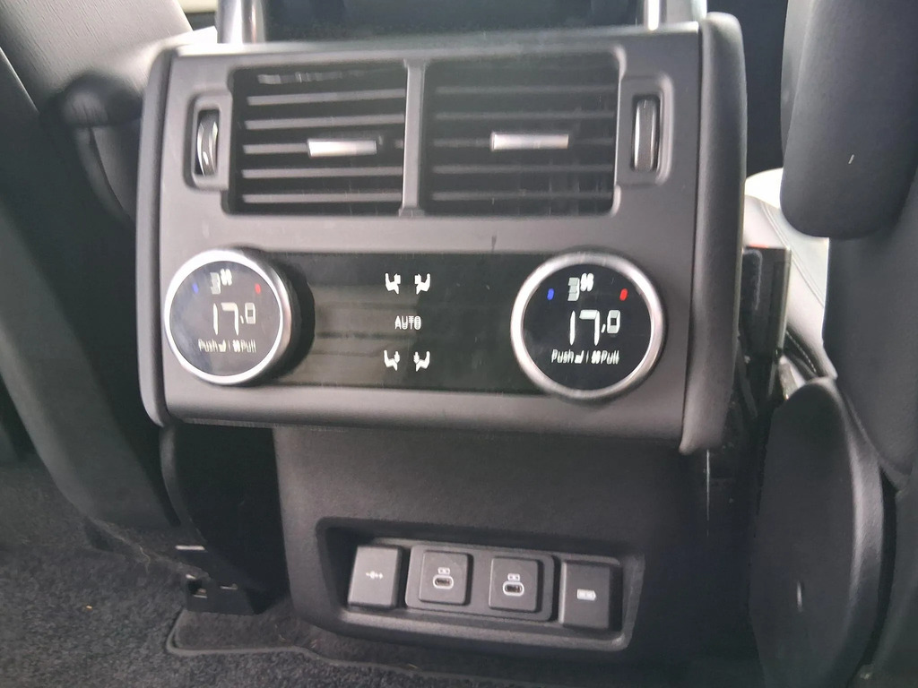 Land Rover Discovery 3.0 D250 R-dynamic S Grey #15