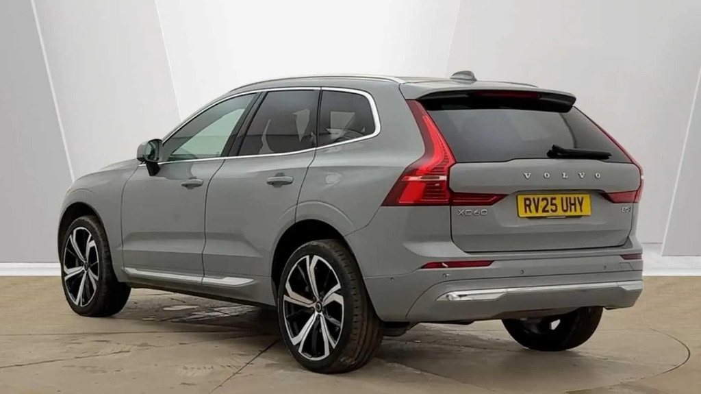 Volvo XC60 2.0 B5 Mhev Ultra Bright Awd Euro 6 Ss  #3