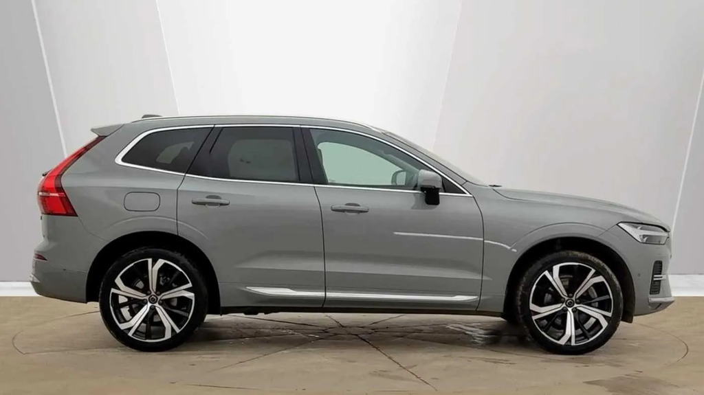 Volvo XC60 2.0 B5 Mhev Ultra Bright Awd Euro 6 Ss  #2