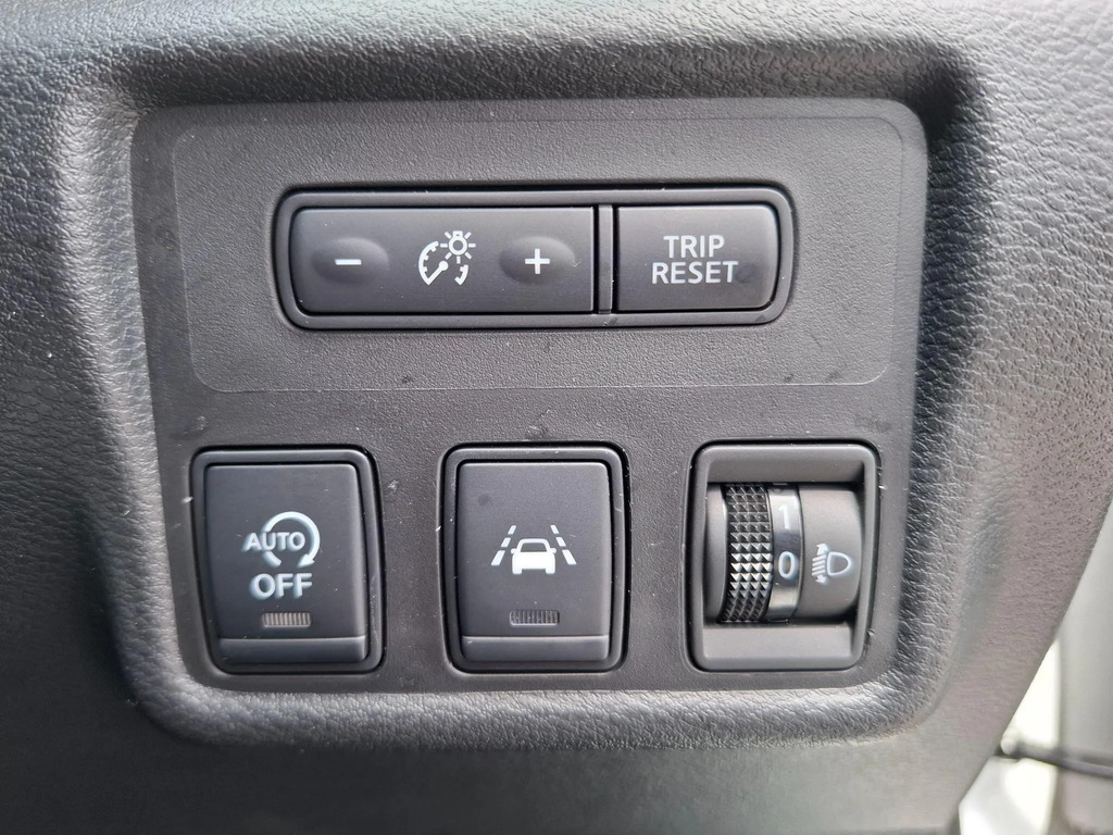 Nissan Micra N-connecta Blue #18