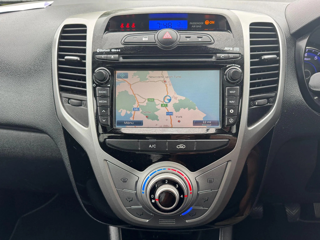 Hyundai Ix20 1.6 Premium Nav Blue #19