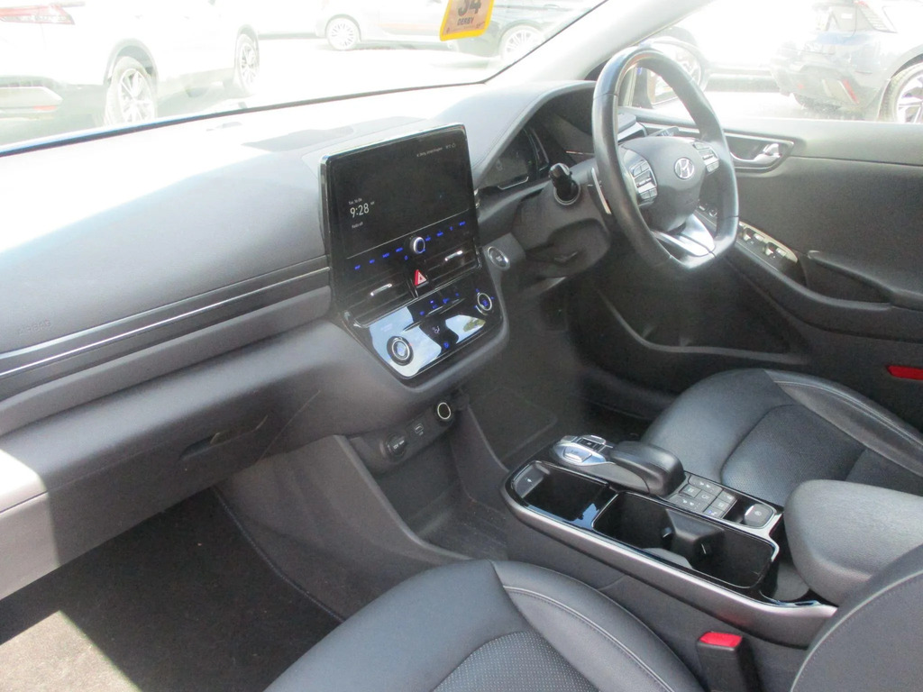 Hyundai Ioniq Hatchback Grey #10