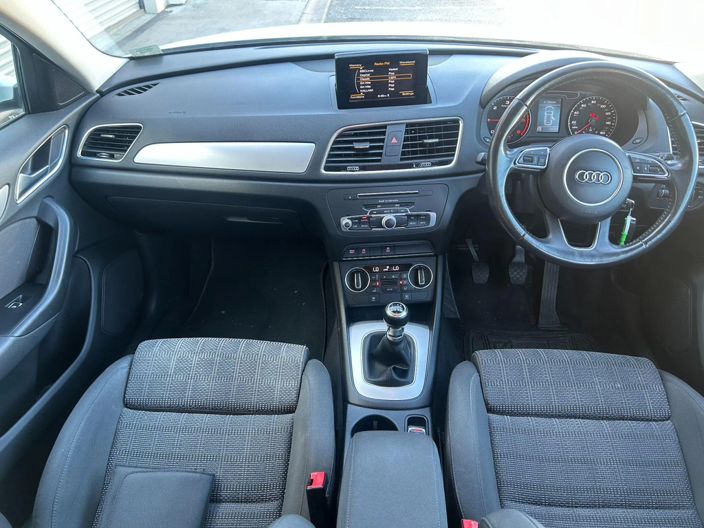 Audi Q3 2.0 Tdi Quattro S Line Navigation 182 Bhp Black #10